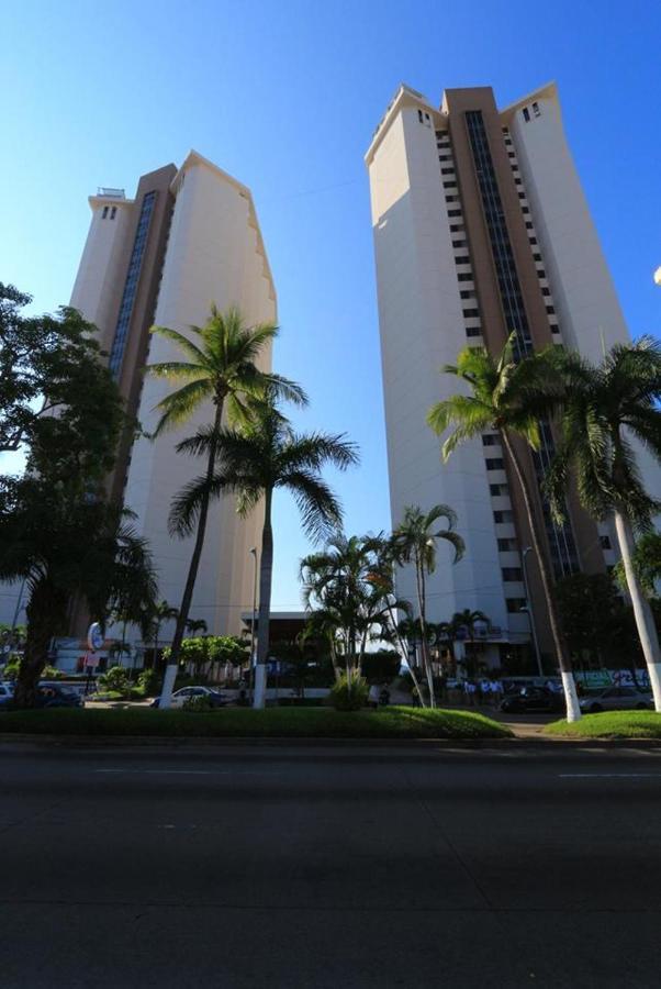 Suites Torres Gemelas Vip Acapulco Exterior foto